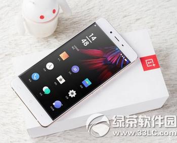 һ���ֻ�x��vivo x5�ĸ��� vivo x5��һ���ֻ�x�Ա�1