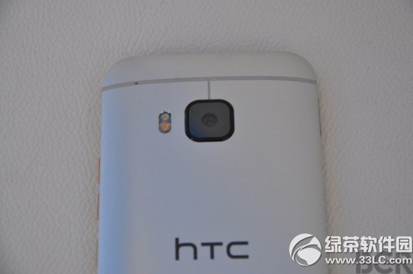 HTC One M9�������ֳ�ֱ�� �»���������810+2000������ͷ4