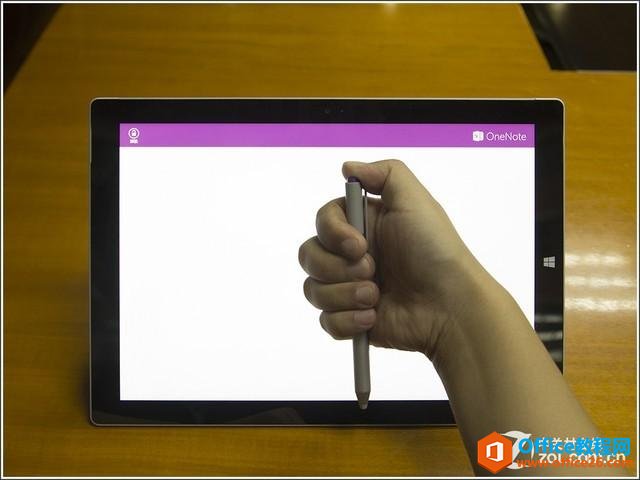 �Ʊ���Surface�ʼ� ��Ƚ���OneNote