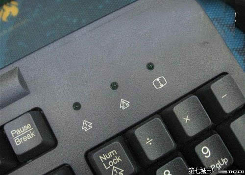 Win10�����9879����ָʾ�Ʋ���������